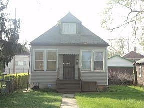 2nd image of 9236 S University Ave