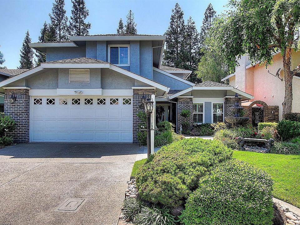 1st image of 824 E Cypress Run
