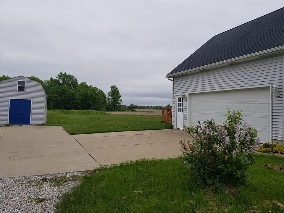 2nd image of 16999 Wheeler Rd