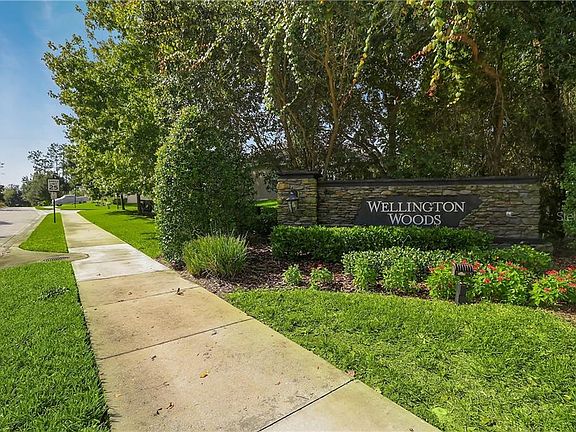 3rd image of 210 Wellington Woods Ave