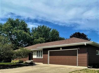 701 W Oak St, Ogden, IA 50212