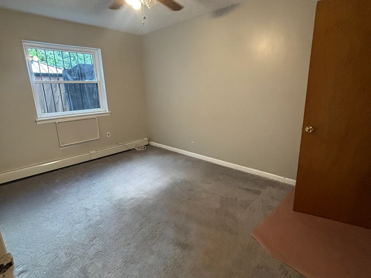 1 bed, 850 sqft, $2,100 — Photo 3