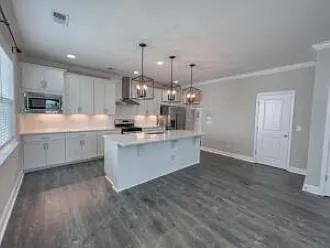 163 Yorkshire Dr — Photo 8