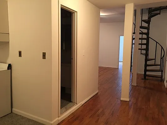 Rented by Sky Management | media 42