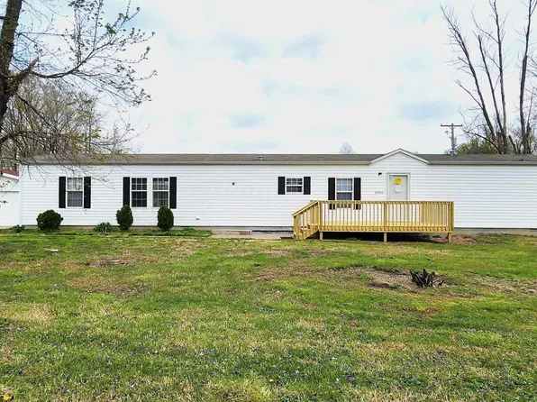 10516 Stotlar Rd, Marion, IL 62959