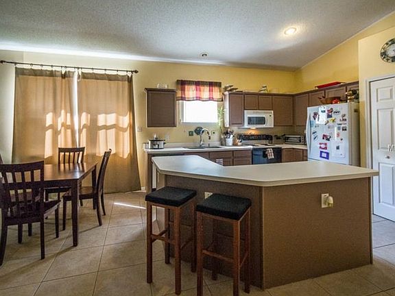 5th image of 14940 Indigo Lake Dr
