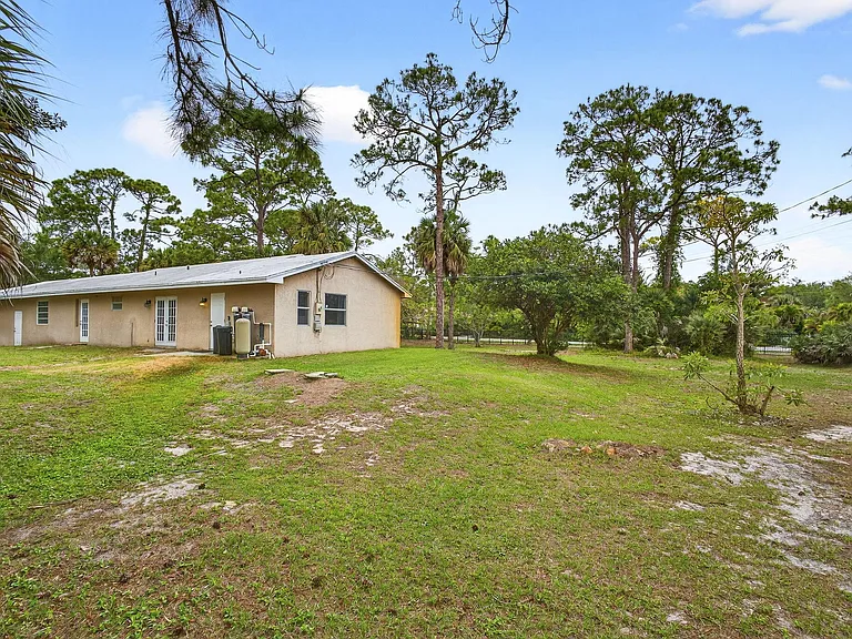 16932 Okeechobee Blvd — Photo 52
