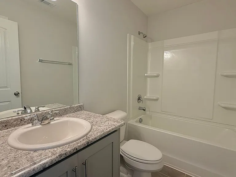 44 Rimes Ave SE — Photo 35