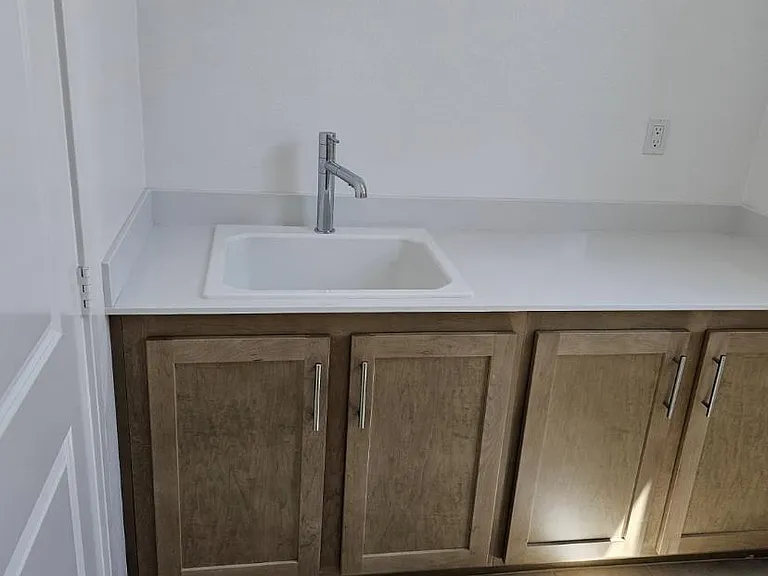 32192 Hillstone St — Photo 8