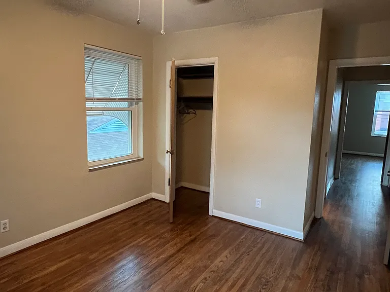 6239 Nagel Ave #2W — Photo 15