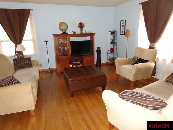 4th image of 139 Bermuda Dr