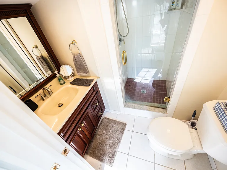 134 Lincoln Ave #MAIN HOUSE — Photo 12