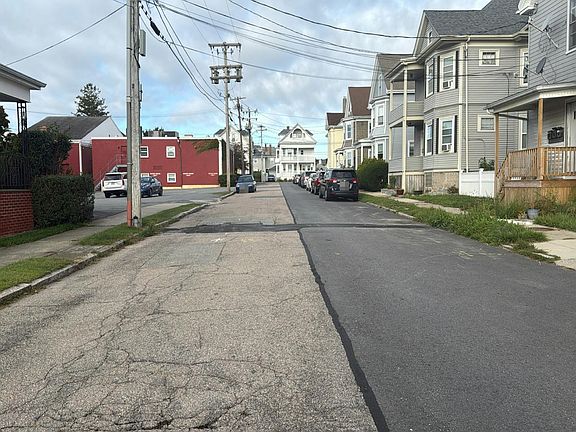 5th image of 61 Taber St
