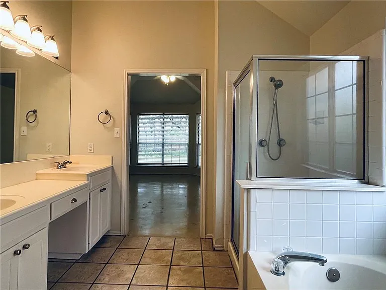 404 N Rainbow Bridge Dr — Photo 10