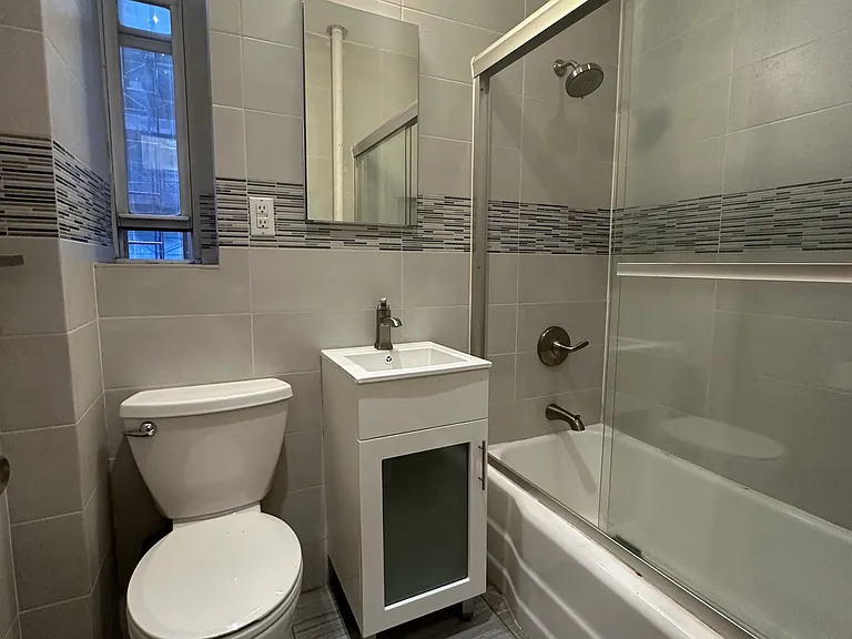 38 Orchard St #2I — Photo 4