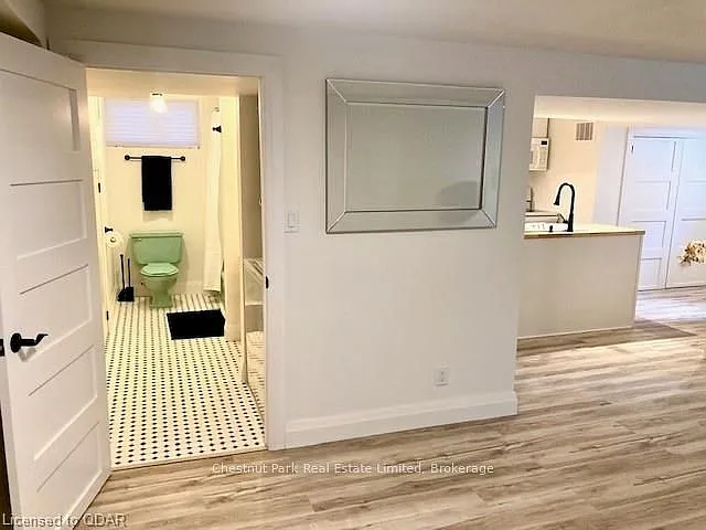 11 Auburn St — Photo 8