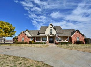 1204 Cypress Ln, Elgin, OK 73538