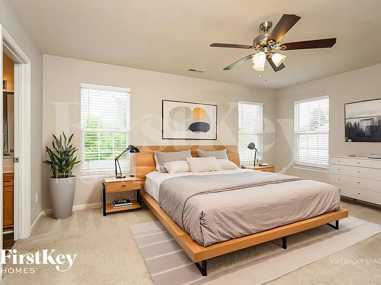 4204 Laurel Ridge Cir — Photo 11