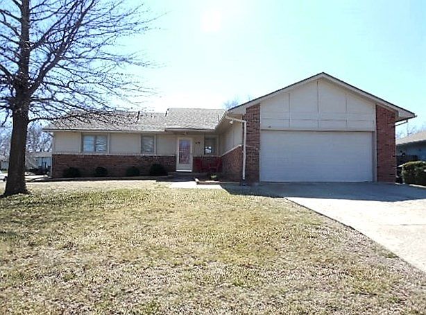 1st image of 103 E Derby Hills Dr