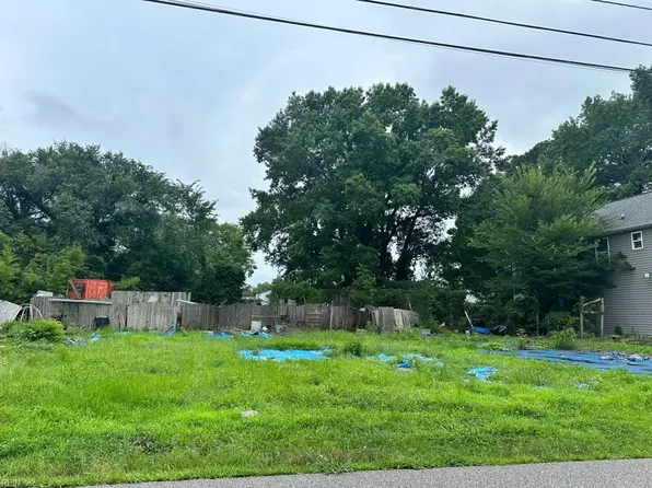 3003 Smithfield Rd, Portsmouth, VA 23702
