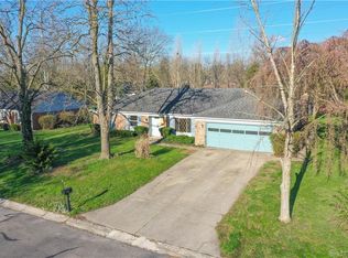 6229 Freeport Dr, Dayton, OH 45415