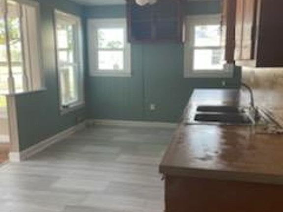 5th image of 3286 Wagner St