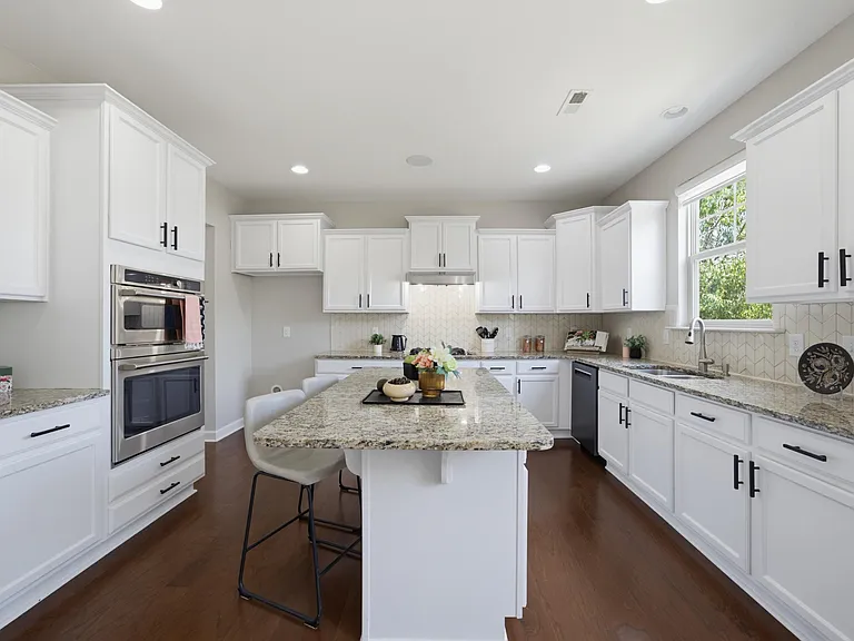 619 Laurel Berry Ct — Photo 13