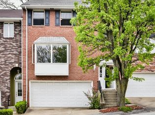 4 Manorfield Cir, Delmont, PA 15626