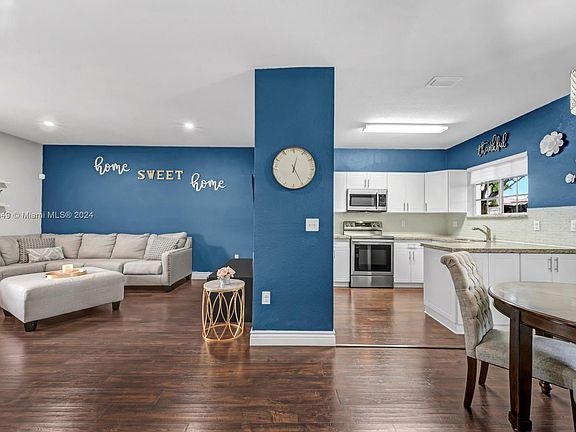 5th image of 2650 NE 3rd Dr Unit 103