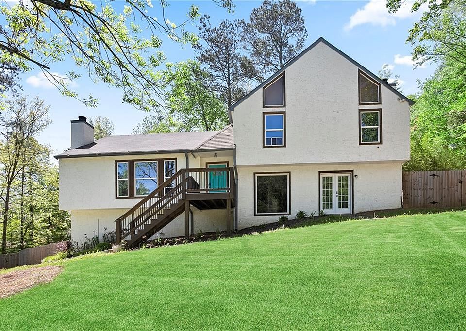 1st image of 1782 Shelley Ct NE