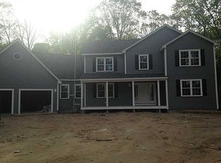18 Louise Luther Dr, Cumberland, RI 02864