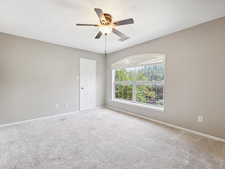30507 Russell Point Dr — Photo 25