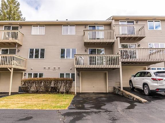 2nd image of 21 Waterview Dr Unit E