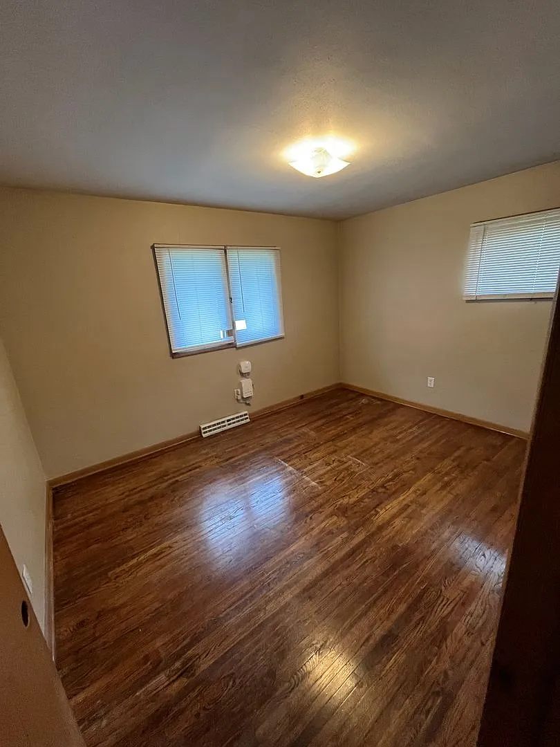 2 Bedroom 1 Bath Condo — Photo 1