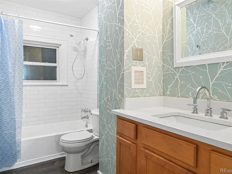 545 Ingalls St — Photo 7