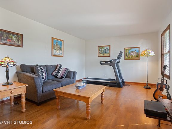 5th image of 796 Orchid Ln
