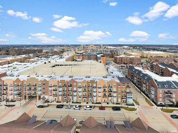 3rd image of 1145 Napoleon St APT 206