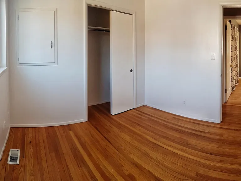 943 E Cimarron St — Photo 8