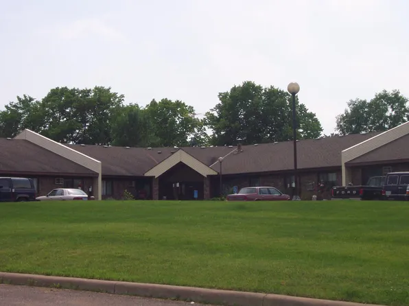 910 Hillside Ave SW #2, Pine City, MN 55063