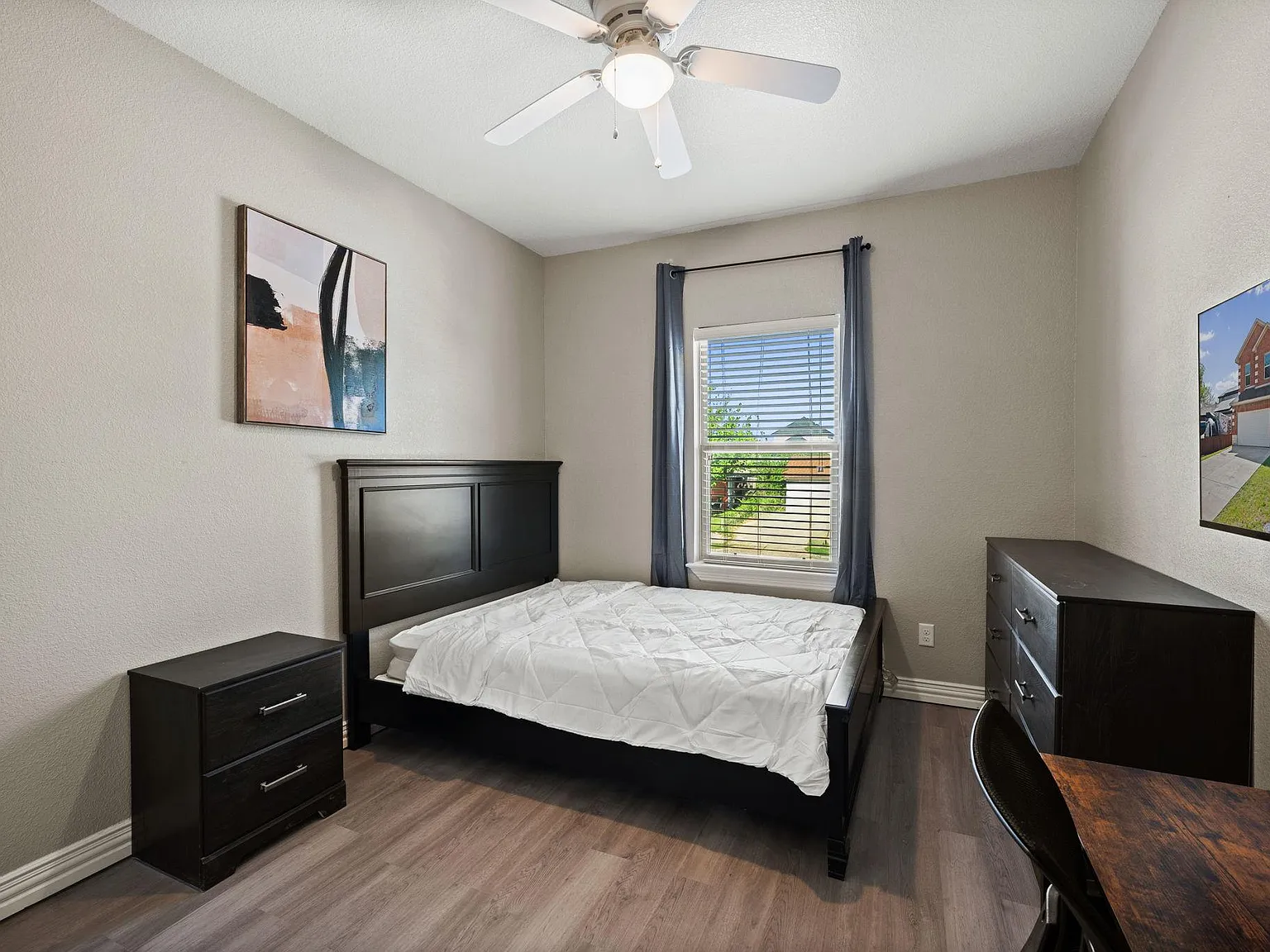 4 bed, 3.0 bath, 2094 sqft, $776 — Photo 2