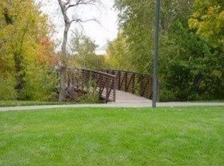 126 Village Ln, Provo, UT 84604