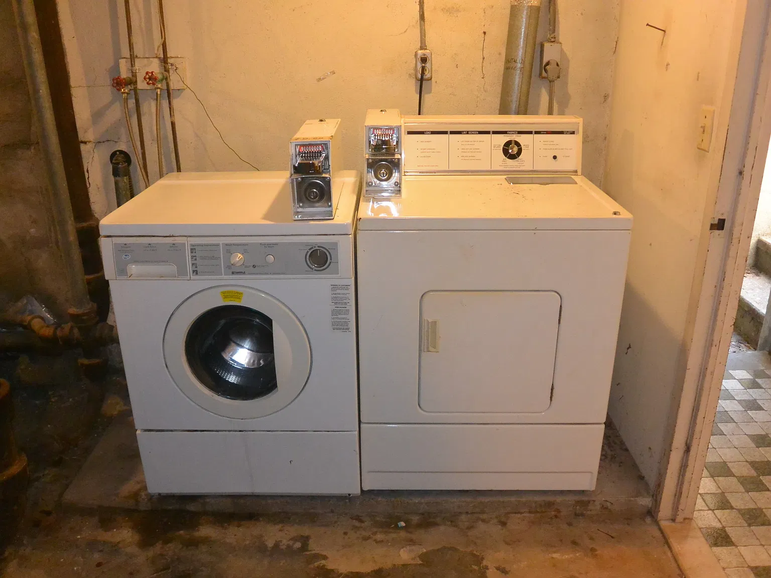 1 bed, 700 sqft, $1,900 — Photo 1