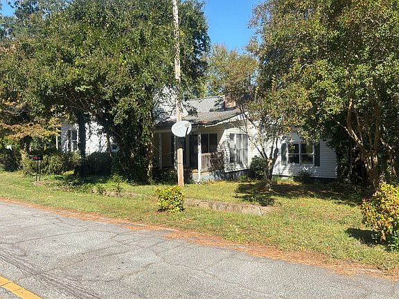 2nd image of 214 Walhalla St