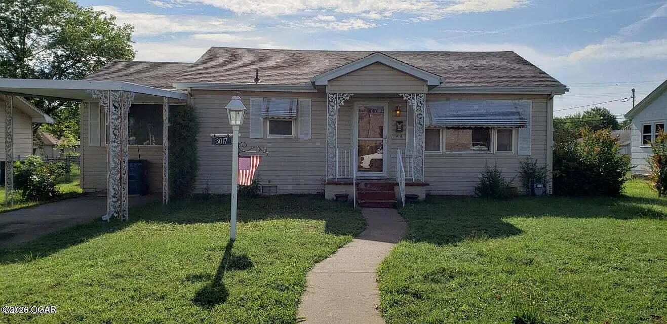 2 bed, 2.0 bath, 1332 sqft, $975 — Photo 1