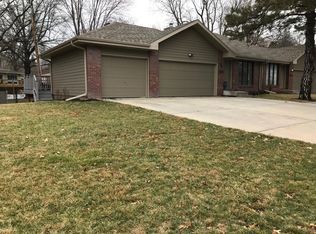 4100 Pioneers Blvd, Lincoln, NE 68506