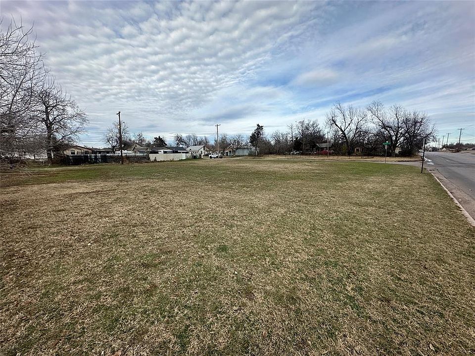 2nd image of 1515 S Rockwood Ave #26