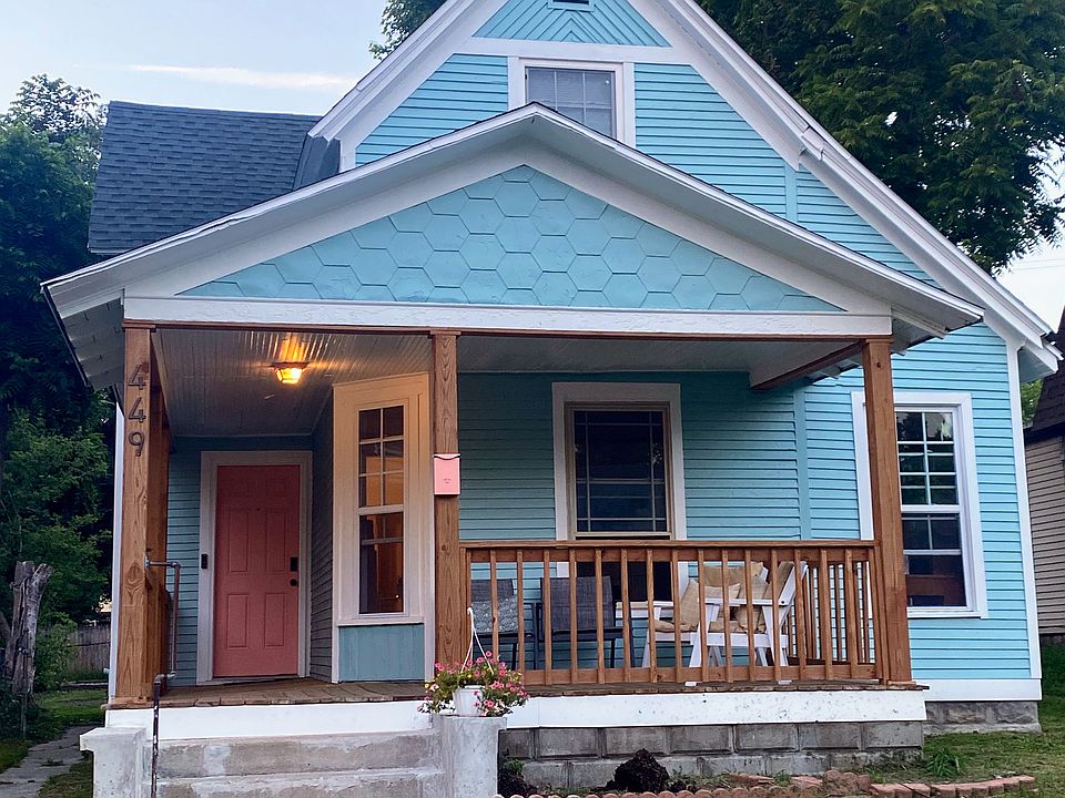 1st image of 449 Woodlawn St SE