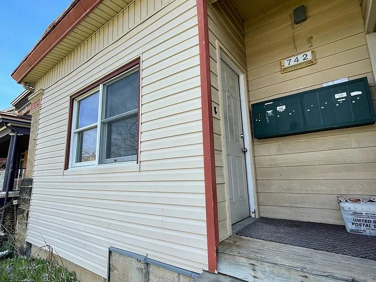 742 N. Negley Ave — Photo 45