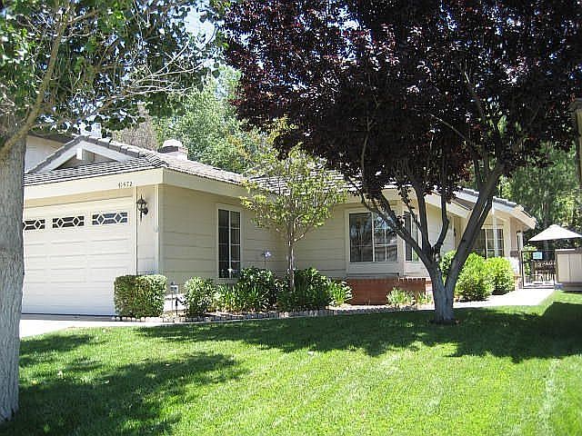 1st image of 41472 Avenida De La Reina
