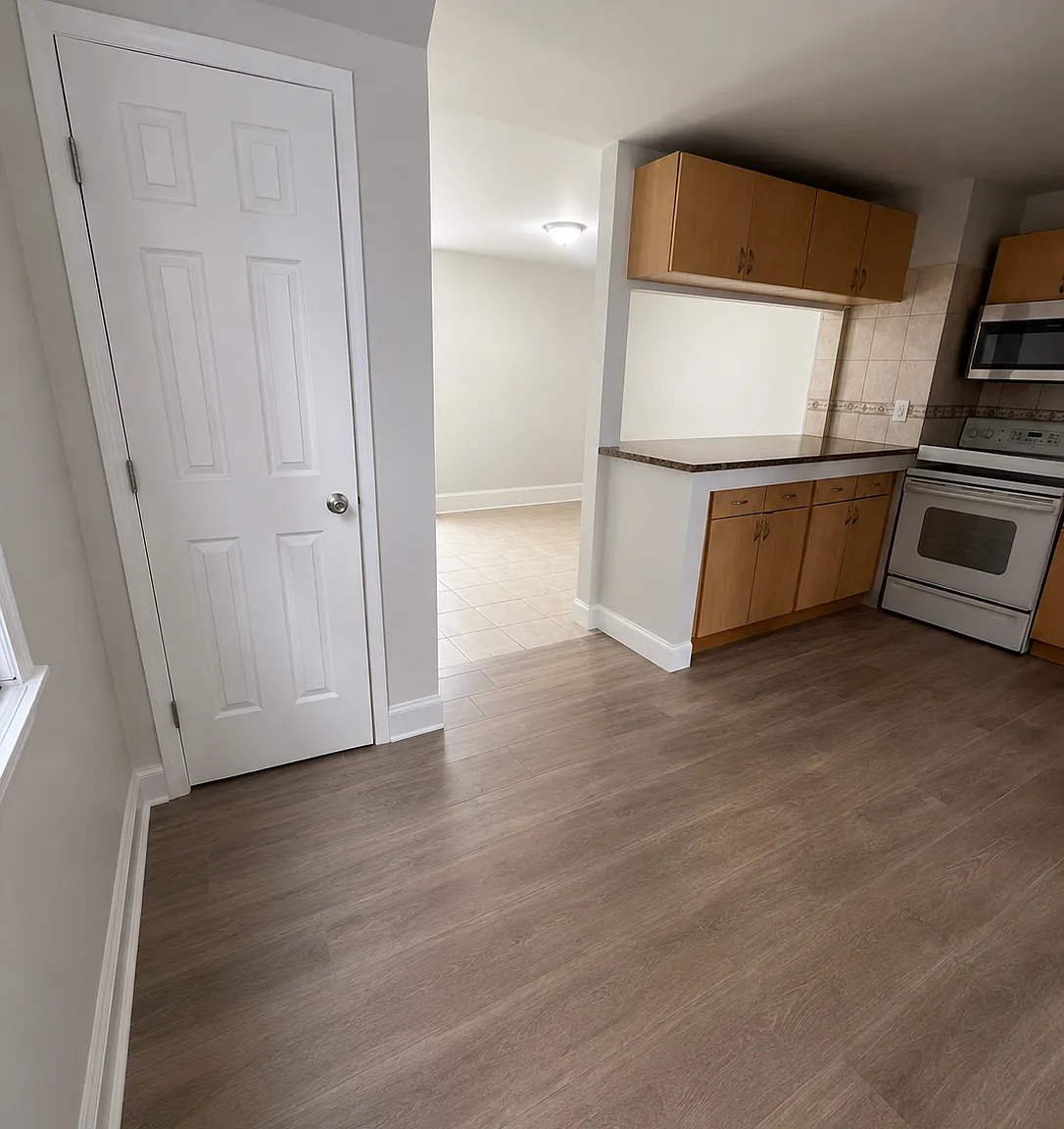 2 bed, $2,200 — Photo 3